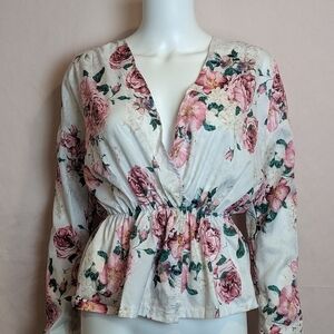 PrettyLittleThing Floral Wrap V Neck Elastic Waist Blouse Pink And White Size 2